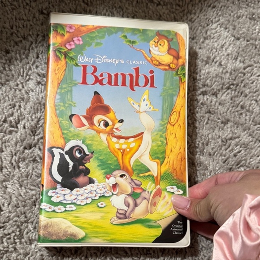 Walt Disney's Classic Bambi VHS black diamond